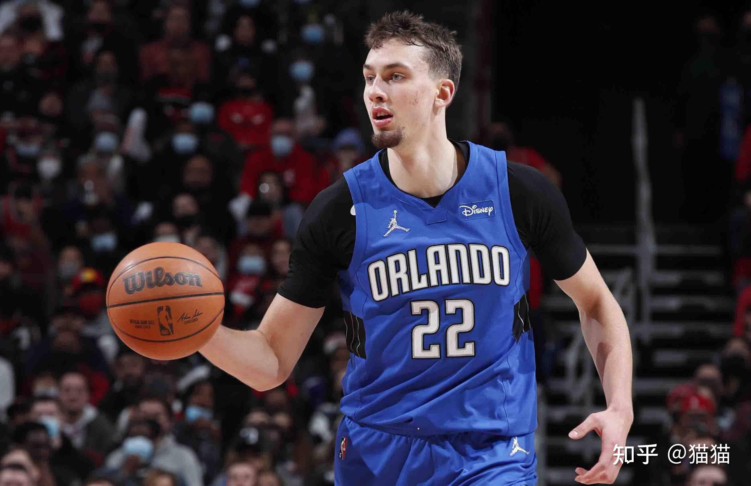 用年轻的霍 用年轻的霍