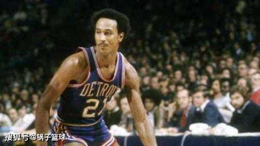 壁球不仅是 壁球不仅是