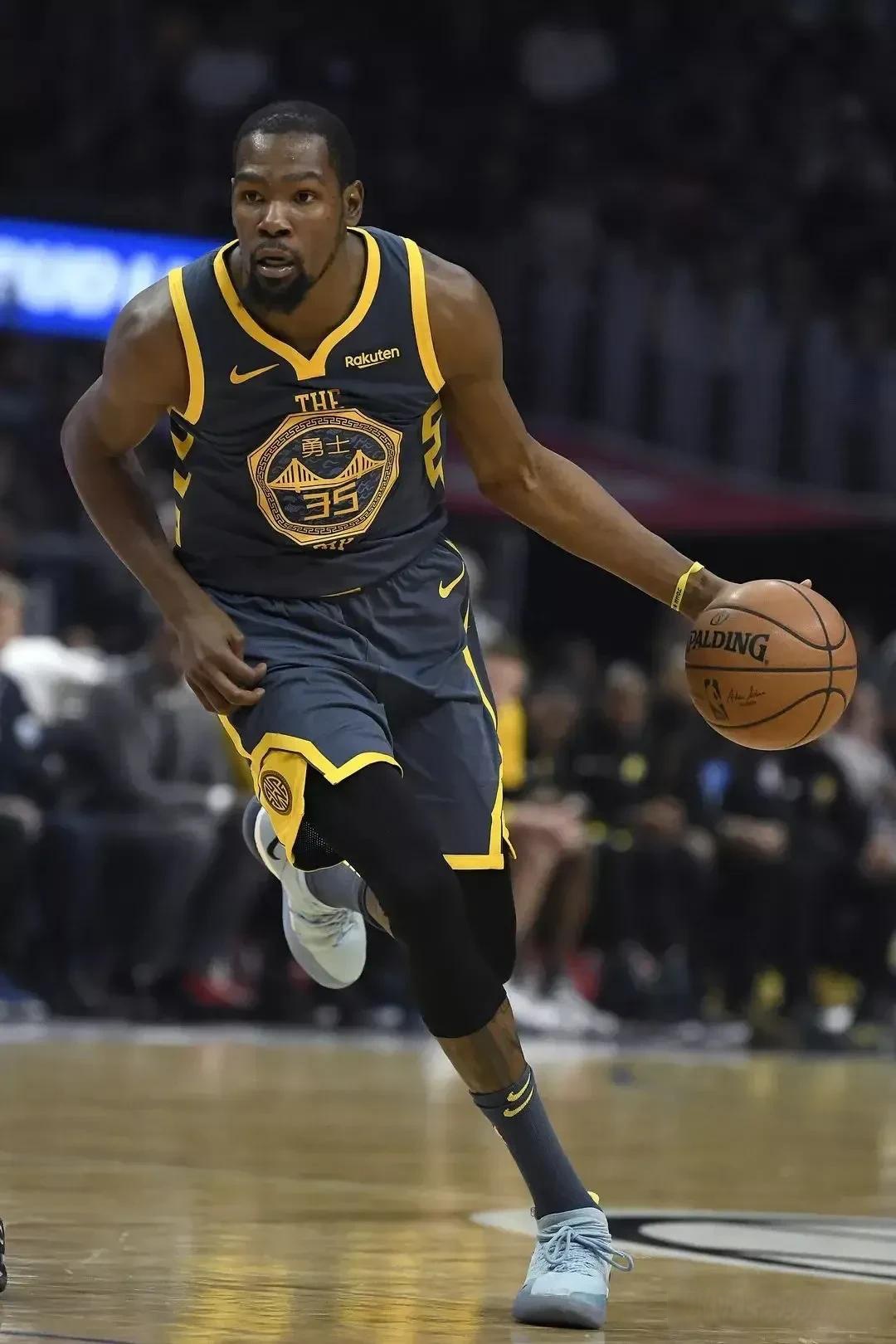 到各类青少 到各类青少